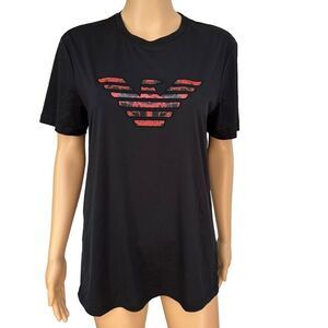 Black womens t shirt too fits size M